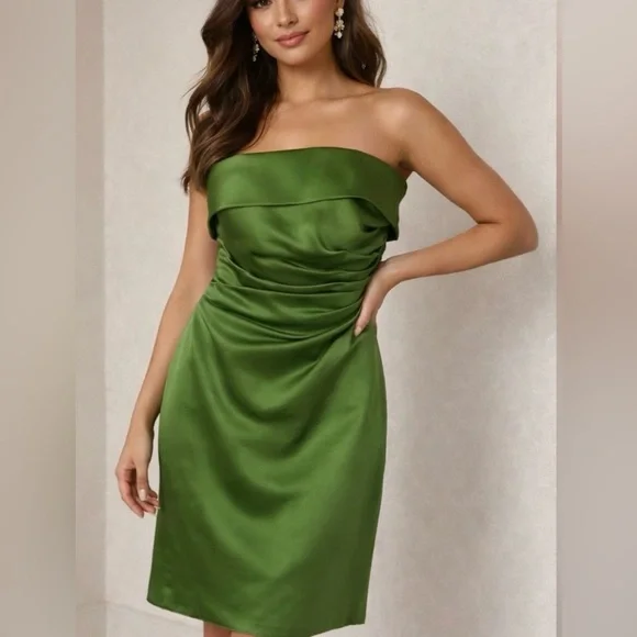 Madison Collection Prom Dress - Picture 1 of 9